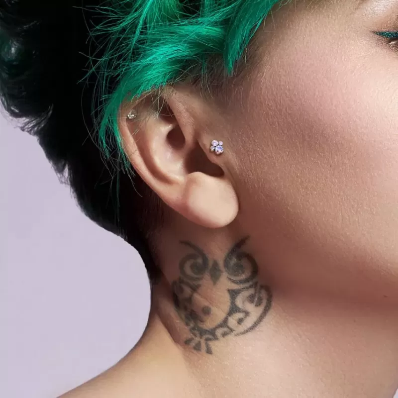 Титановая серьга штанга для пирсинга хряща уха Pirslab TIJ10-C накрутка кластер с фианитами