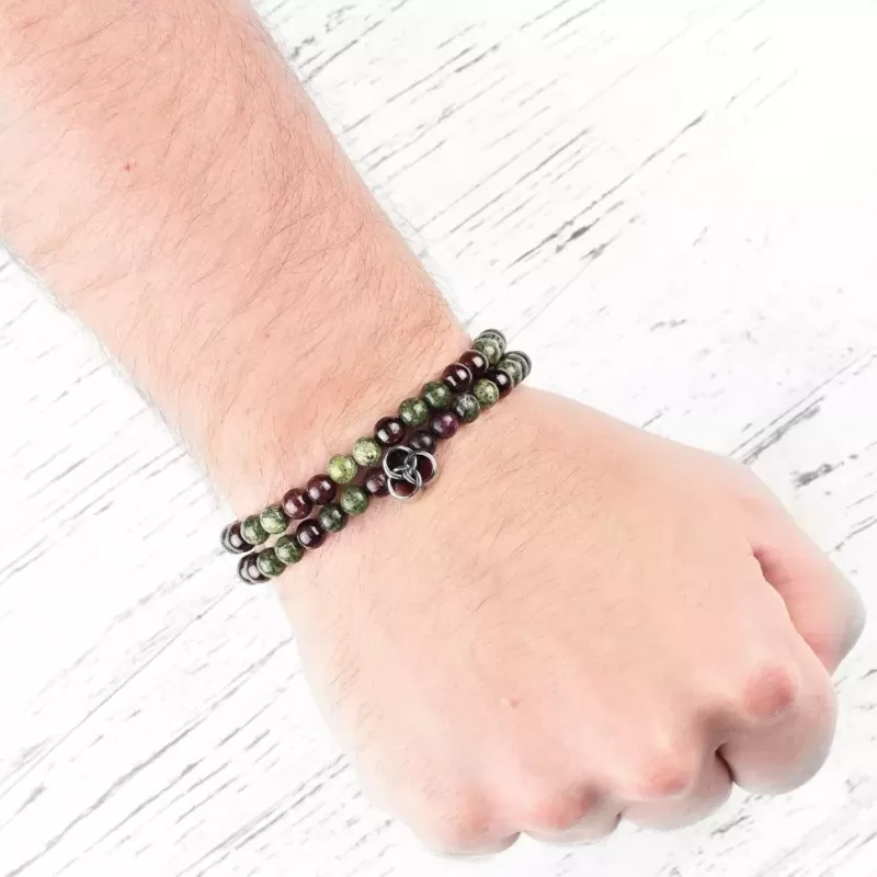 Эластичный браслет из змеевика и граната в два оборота Everiot Select select LNS-2114