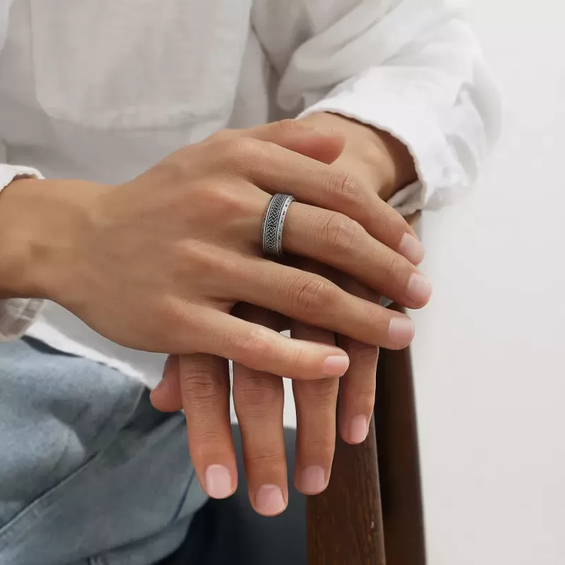 Кольцо из стали TATIC RSS-9076-ST-8 с рунами