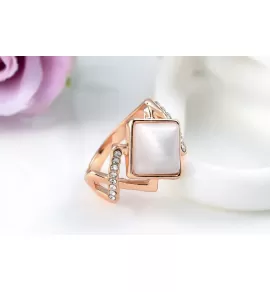 Кольцо ROZI RG-29295B с камнем в форме ромба