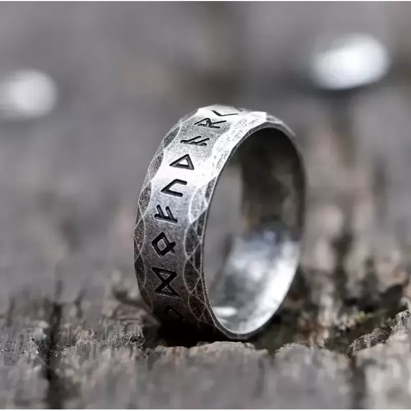 Кольцо из стали TATIC RSS-9096-ST с рунами
