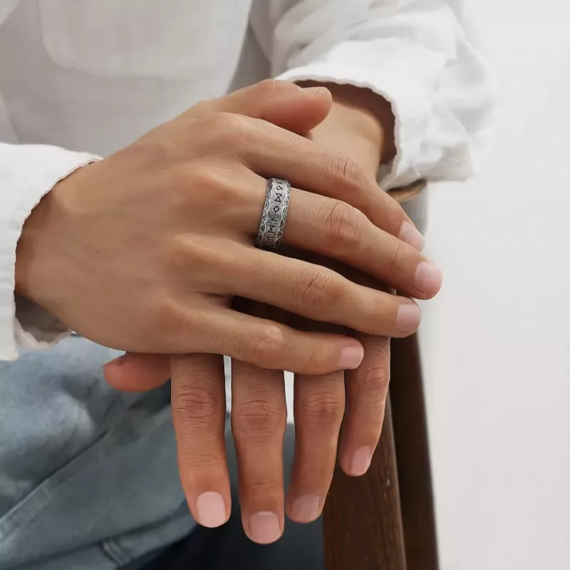 Кольцо из стали TATIC RSS-9096-ST с рунами