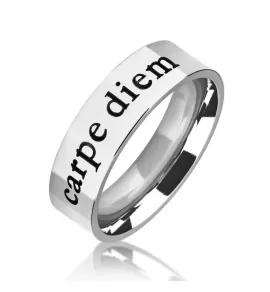 Кольцо из стали TATIC RSS-7542 с надписью на латыни "Carpe diem"
