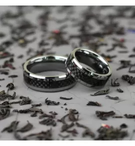 Кольцо из карбида вольфрама Spikes TU-007R с карбоновой вставкой