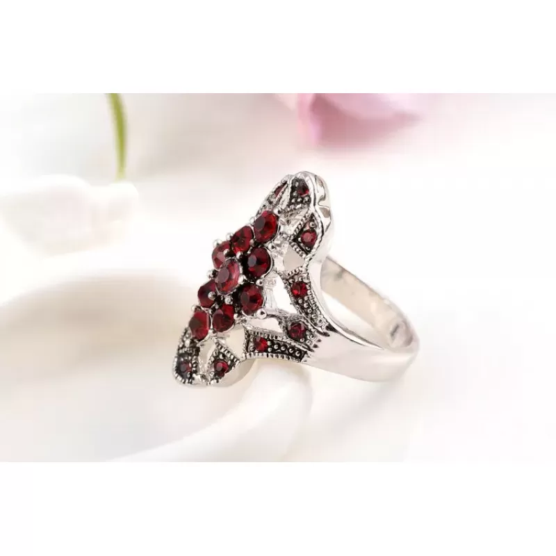 Кольцо ROZI RG-50315A с красными кристаллами