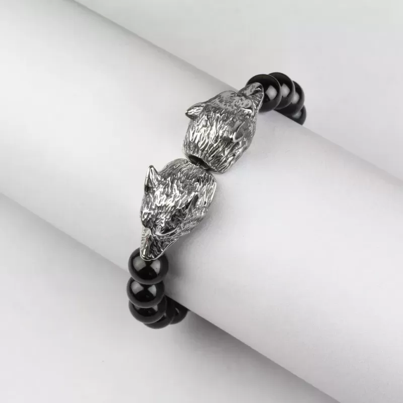 Мужской браслет на резинке Everiot STB-MJ-1729 с крупным ониксом и головами волка