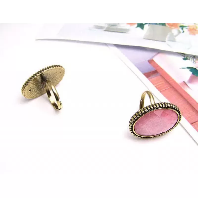 Кольцо AS-A16931 с крупным искусственным камнем