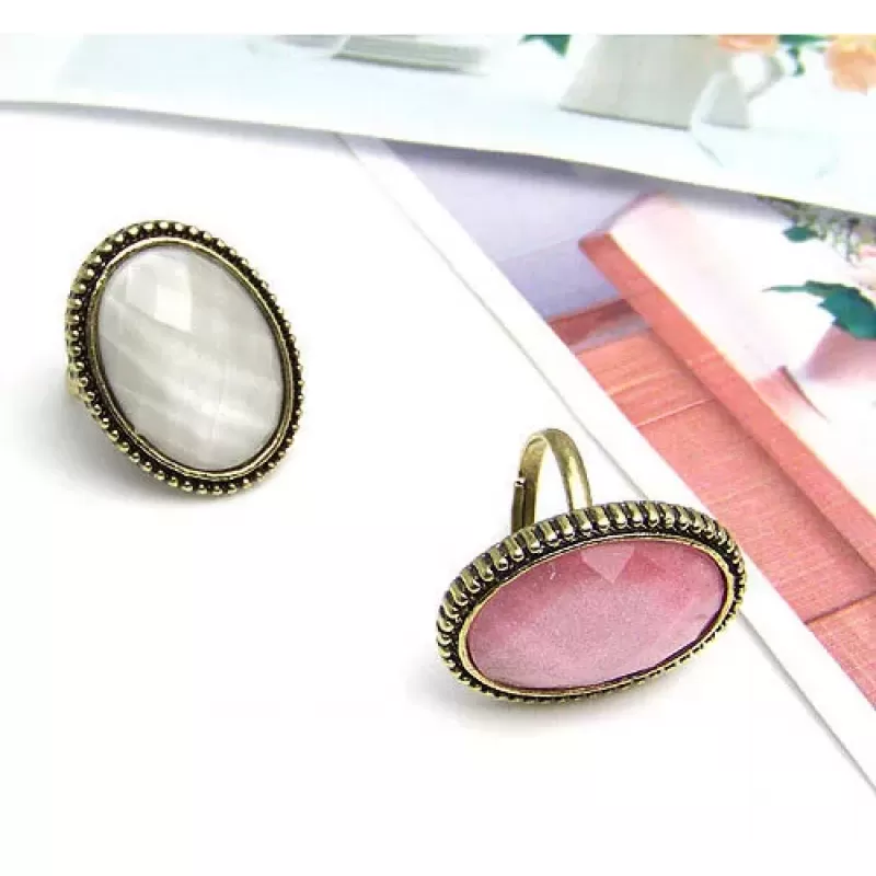 Кольцо AS-A16931 с крупным искусственным камнем