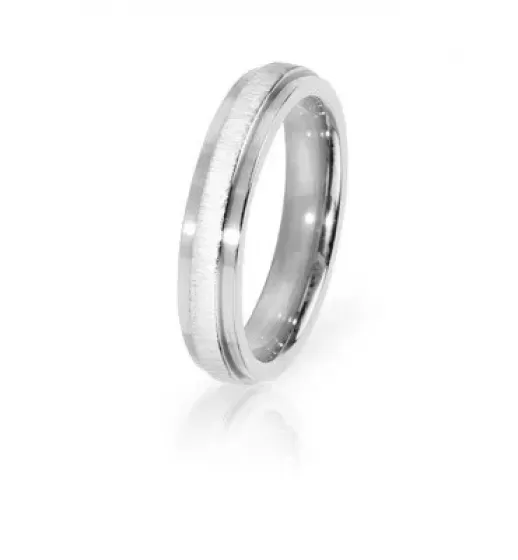 Кольцо из стали INORI INR133A с матовой полосой