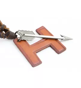 Мужской кулон на кожаном шнурке Everiot NLP-DL-2059 в форме стрелы