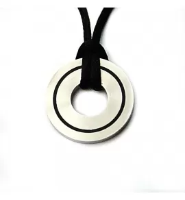 Мужской кулон из стали CARRAJI PST13x в форме шайбы на шнурке