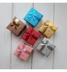 Подарочная коробочка BOX-103 (4х4 см) квадратная