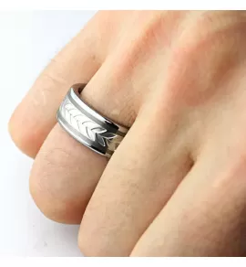 Кольцо из карбида вольфрама CARRAJI R-TU-0120 c узором "Колосок"