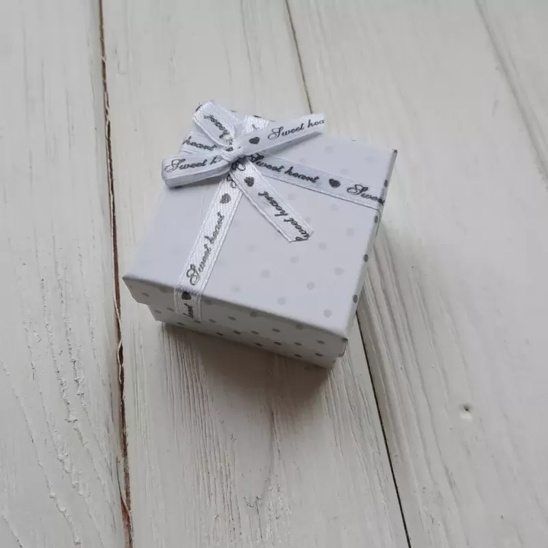 Подарочная коробочка BOX-107 (5х5 см) квадратная