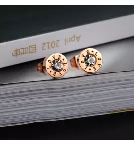 Серьги-гвоздики Everiot SE-XP-0042 с надписью Love