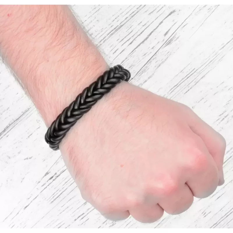 Черный кожаный браслет мужской Everiot BC-MJ-1573 в форме косы