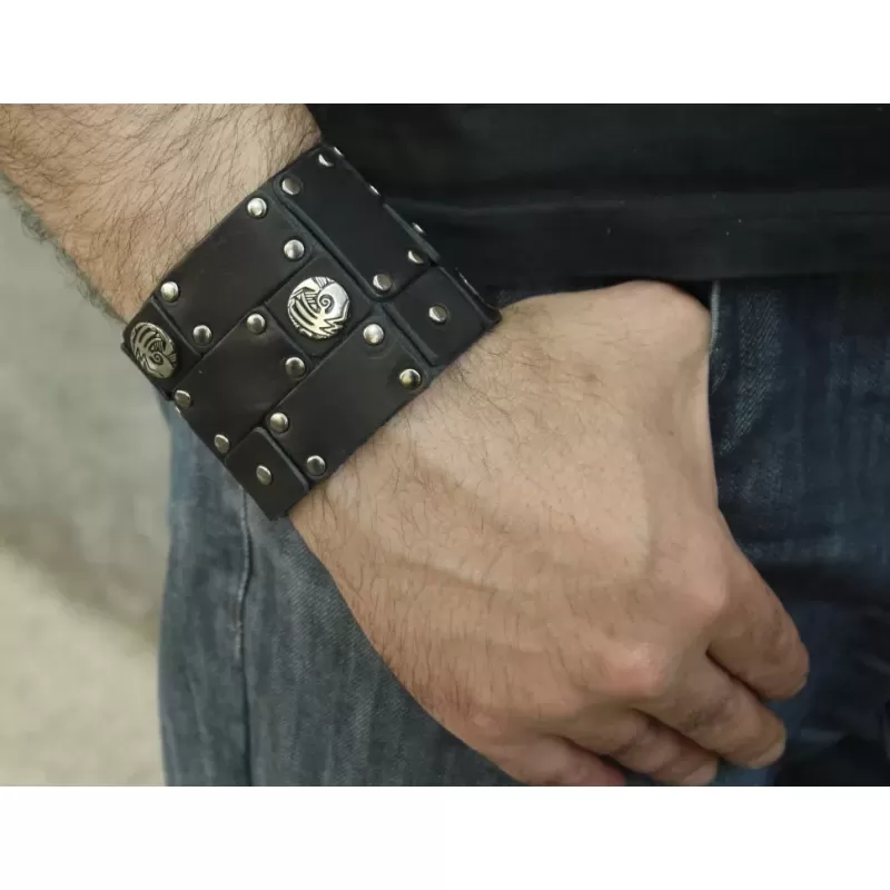 Кожаный браслет мужской Scappa P-609 черный