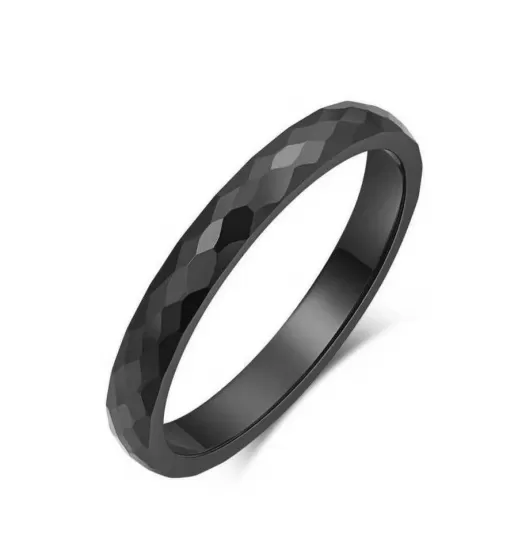 Черное кольцо из керамики Everiot RCM-0003, граненое, парное