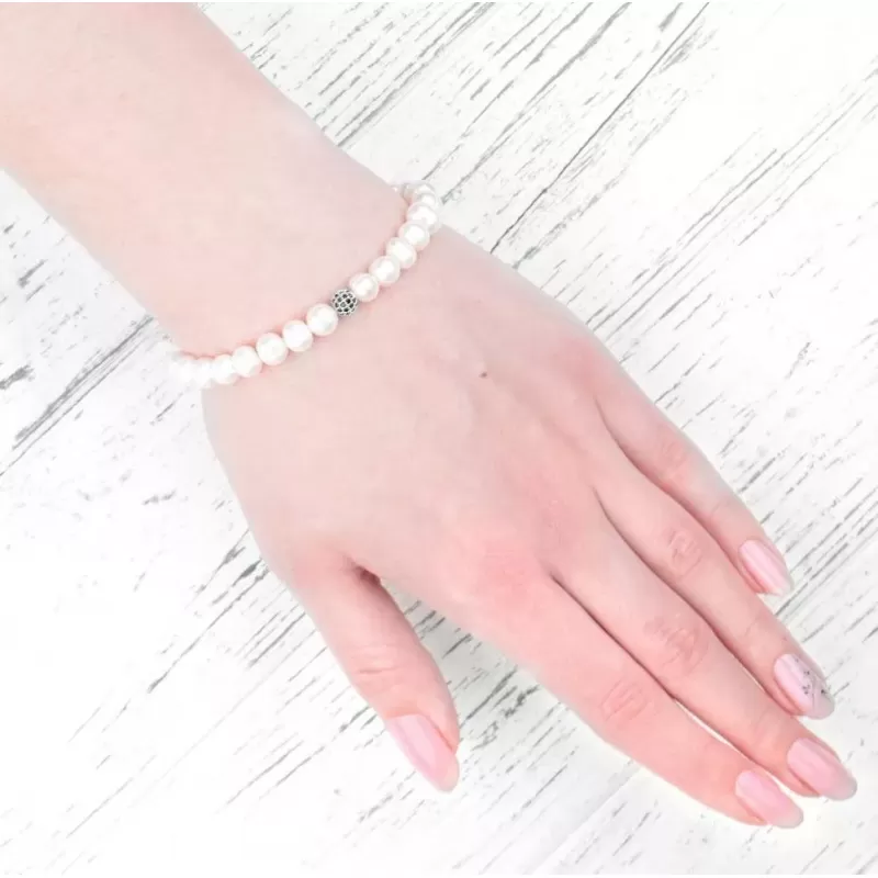 Эластичный браслет Everiot Select LNS-2167 из барочного жемчуга с фианитами