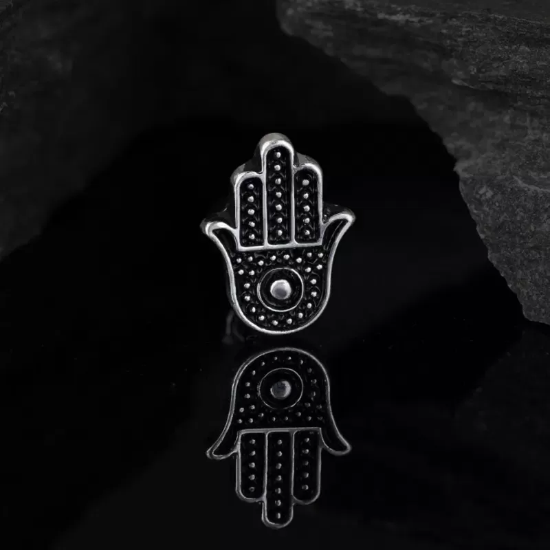 Серьга микроштанга для пирсинга хряща уха PiercedFish JA1045 из стали с оберегом Хамса