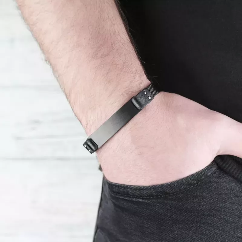 Браслет мужской из стали с покрытием и пластиной для гравировки Everiot SB-ZS-8941