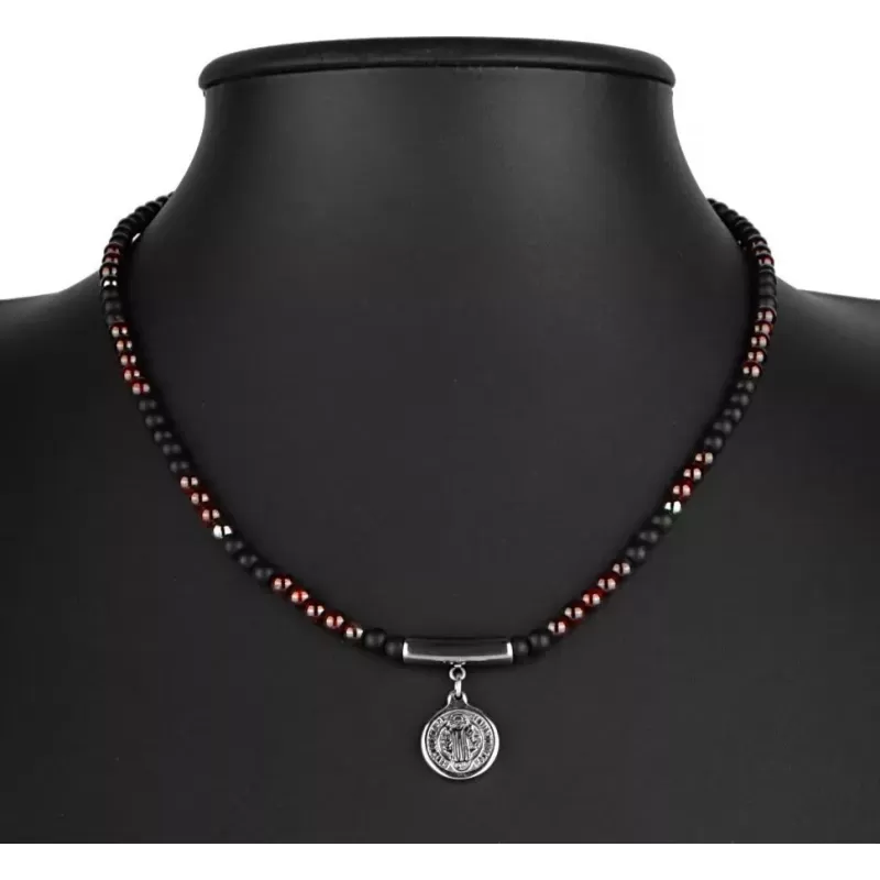 Мужской чокер из агата и граната с медальоном Святого Бенедикта и крестом Everiot Select select LNS-2135