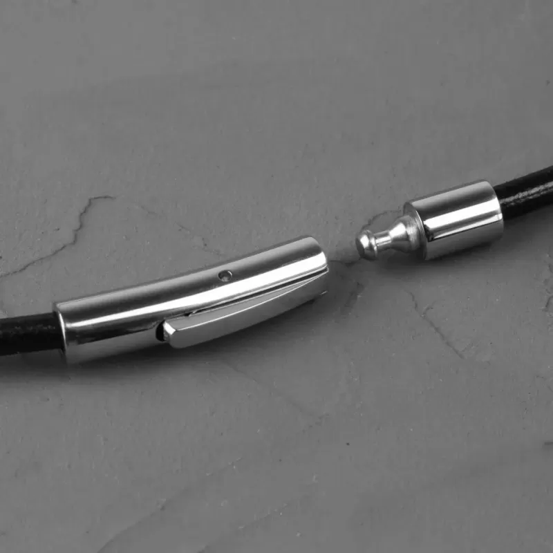 Кожаный шнурок премиум Everiot Select LC-5002 с застежкой из стали