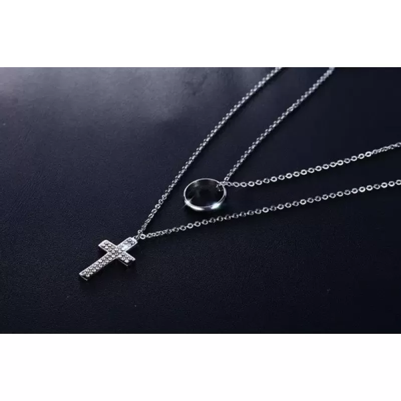 Колье из цепочки Everiot SN-XP-2039 стальное с крестом и фианитами