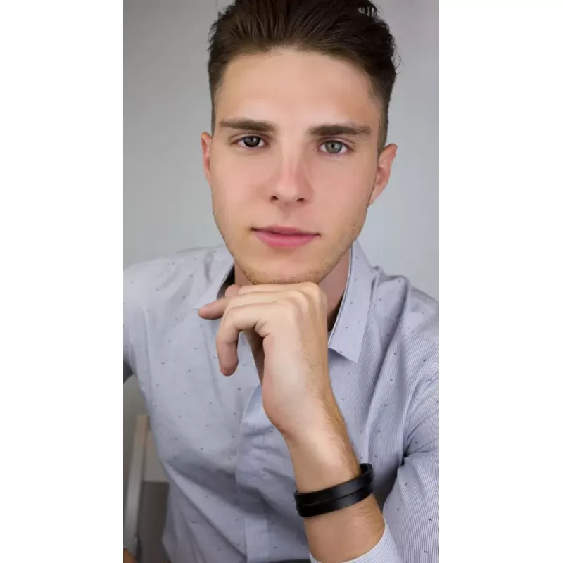 Черный кожаный браслет мужской Everiot BC-MJ-1626 в классическом стиле