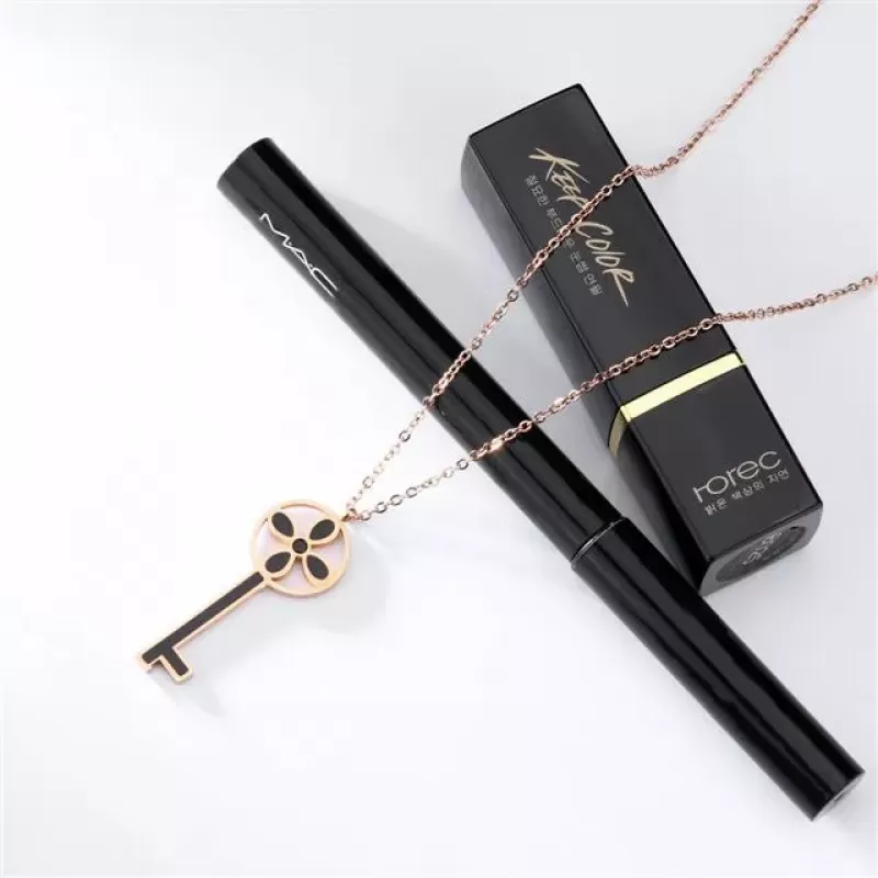 Колье из цепочек Everiot SN-XP-2047 из стали с подвесками