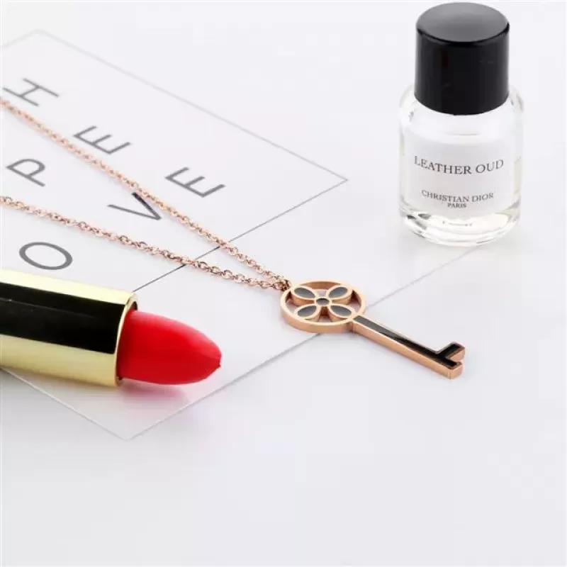 Колье из цепочек Everiot SN-XP-2047 из стали с подвесками