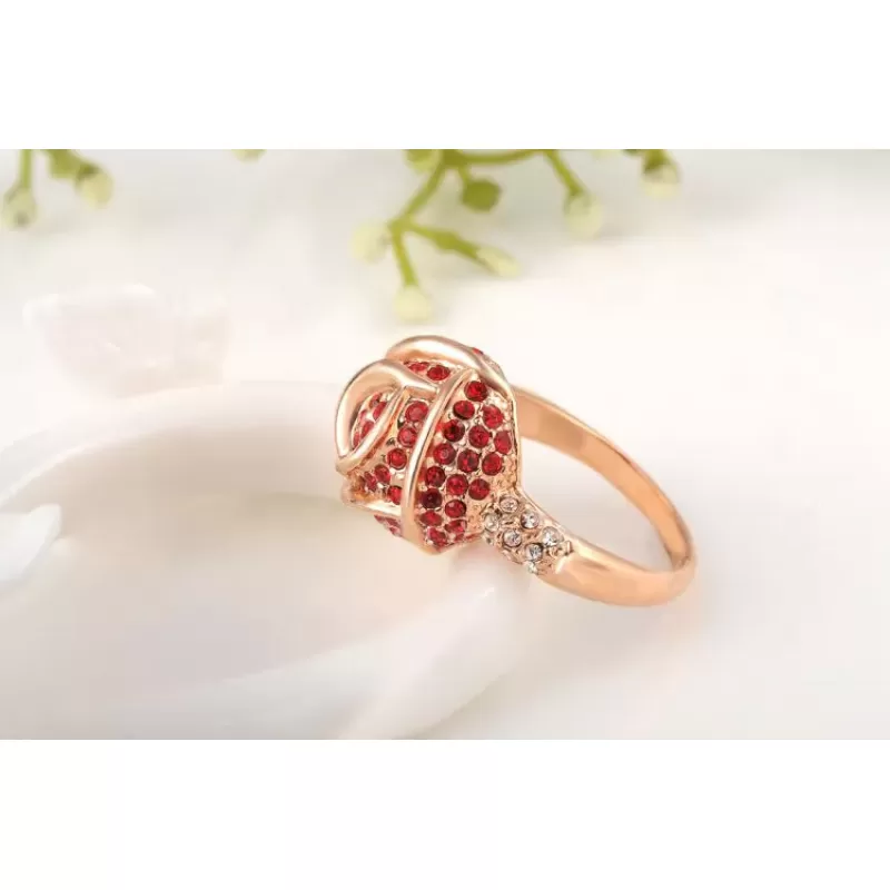 Кольцо ROZI RG-04380B с красными кристаллами