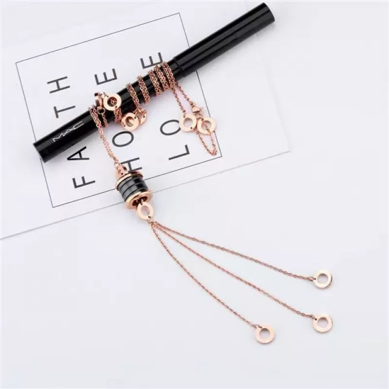 Колье из цепочек Everiot SN-XP-2053 из стали с подвесками