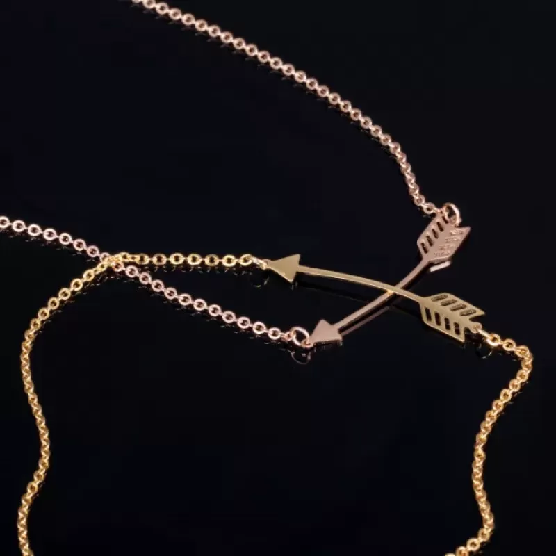 Колье из цепочки с подвеской в форме стрелі Everiot SN-XP-1204 из стали