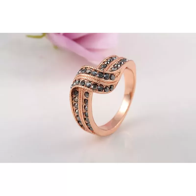 Кольцо ROZI RG-09325B с черными фианитами