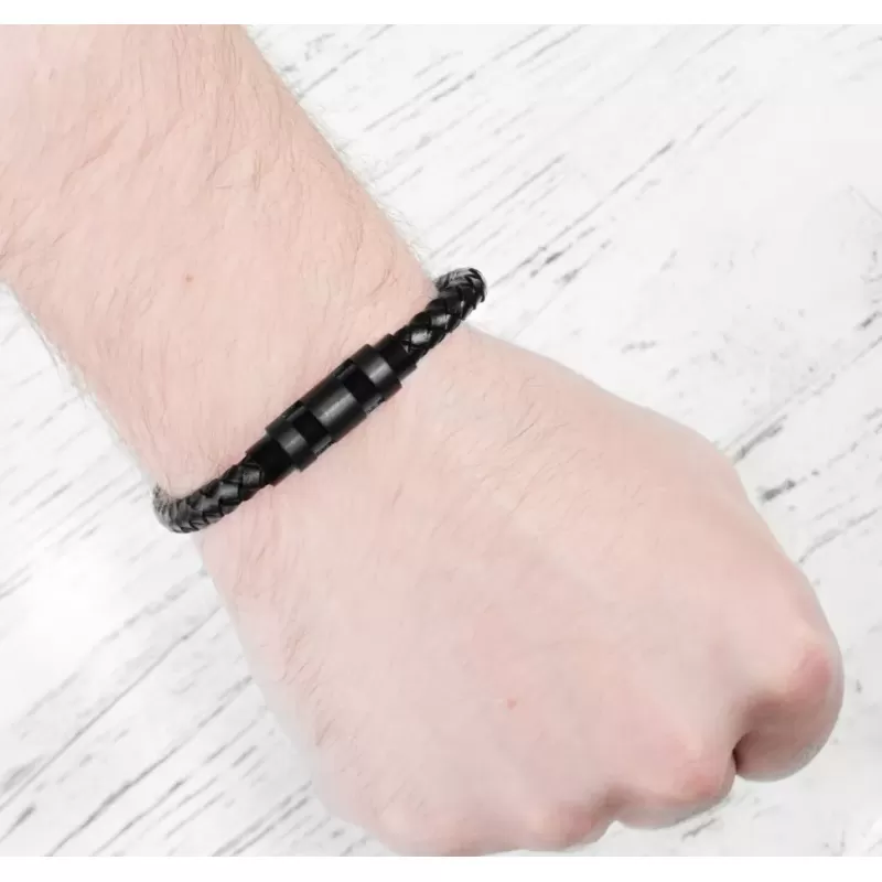 Жесткий кожаный браслет Everiot BC-MJ-1983 незамкнутый