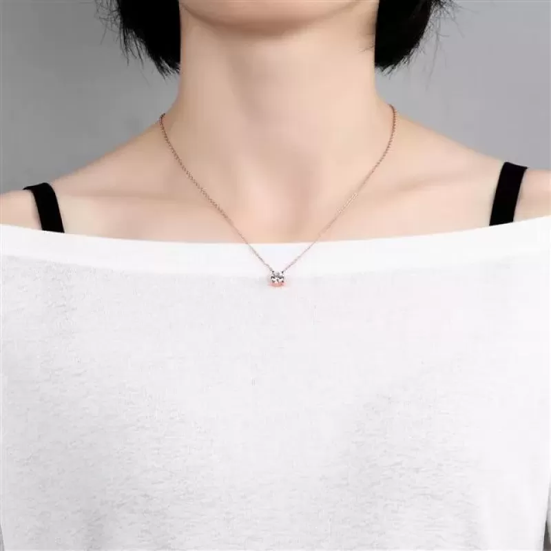 Минималистичное колье Everiot SN-XP-2166 из стальной цепочки с фианитом