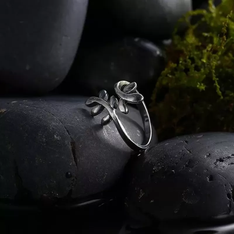 Женское незамкнутое кольцо Everiot RA-XP-13721 с веточками