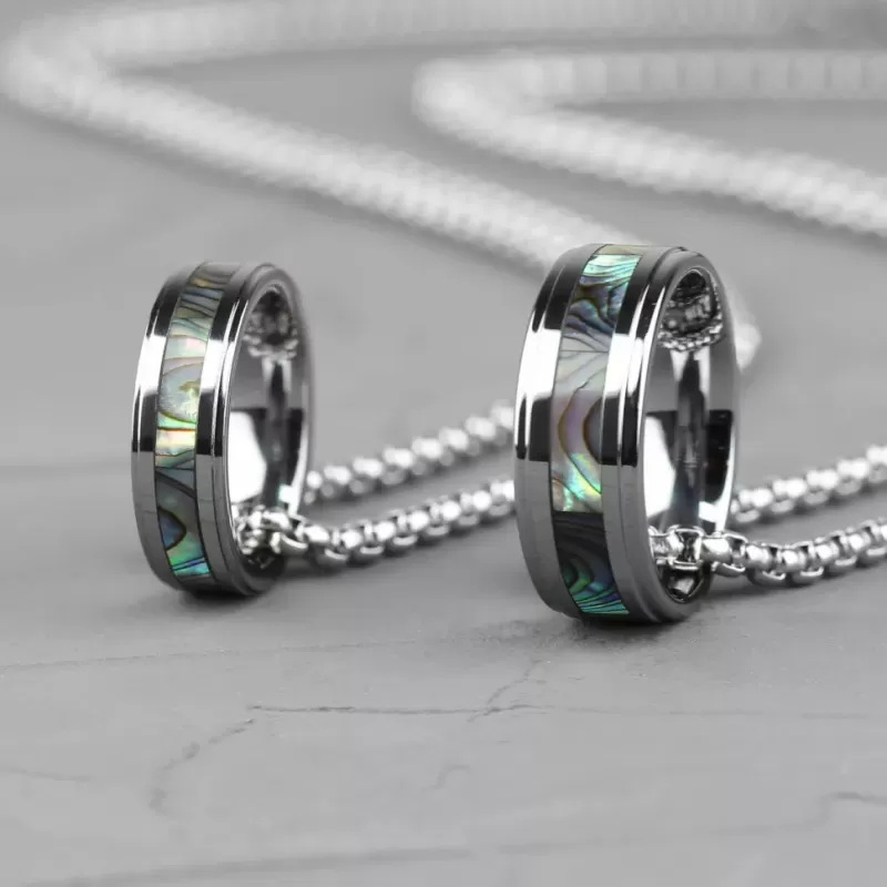 Кольцо из карбида вольфрама INFY R-TG-0105 (R-TU17) со вставкой из галиотиса (с перламутром)