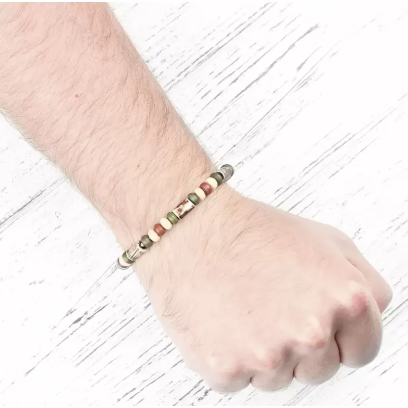 Браслет Everiot VD-MJ-1815 с коричневыми и зелеными бусинами