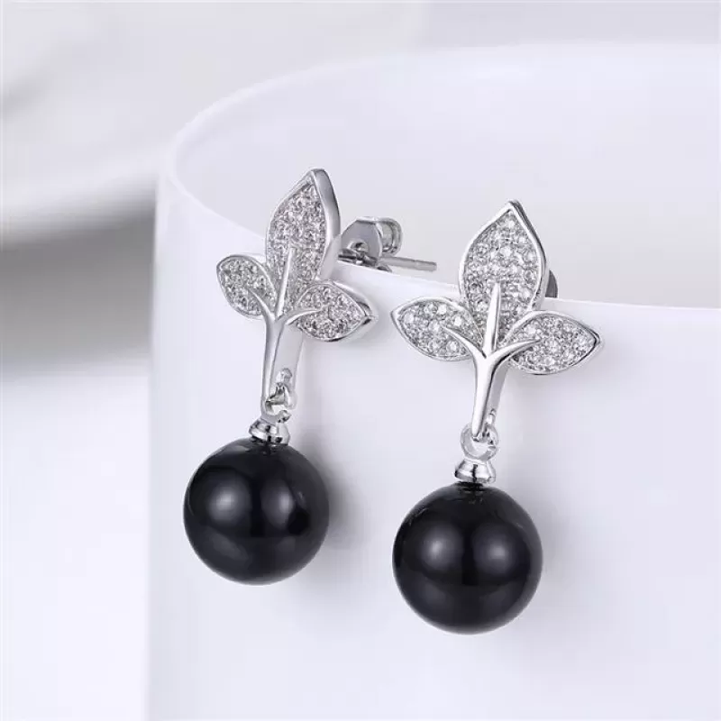 Серьги-гвоздики Everiot SE-XP-14260 с имитацией жемчуга черного цвета