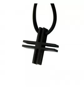 Мужской черный крест из стали Everiot PST130 на каучуковом шнурке