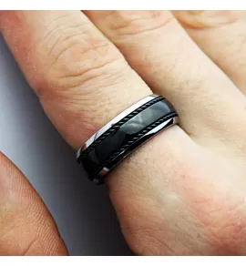 Кольцо мужское из карбида вольфрама CARRAJI RTU-112 с черной полосой