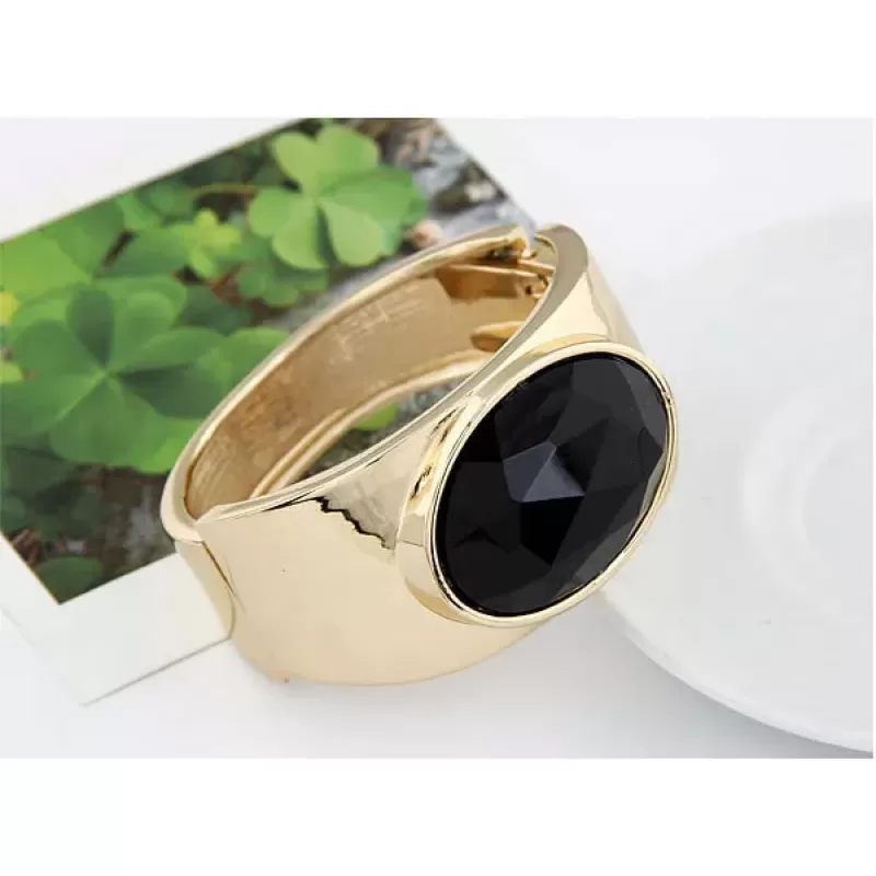 Жесткий браслет AS-A28884 с черным кристаллом