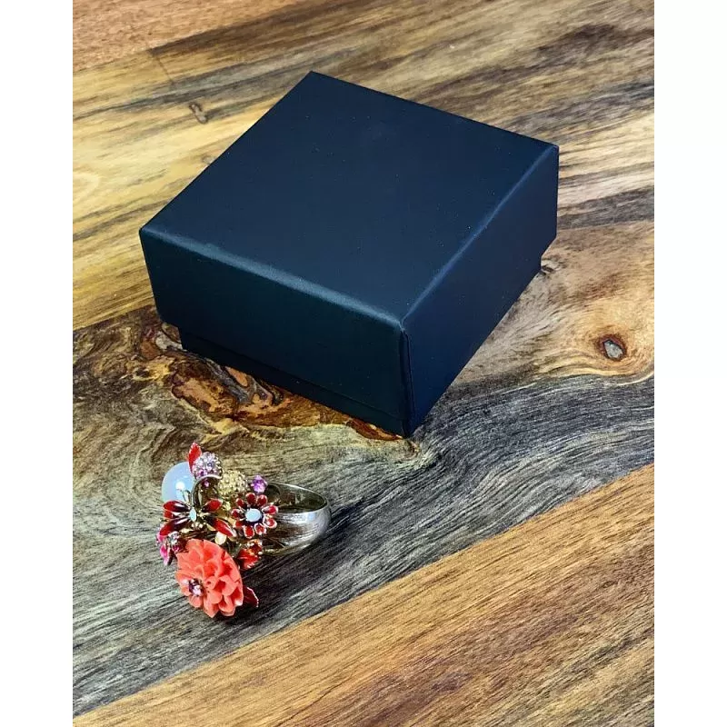 Картонная коробочка для украшений DK1 6x6