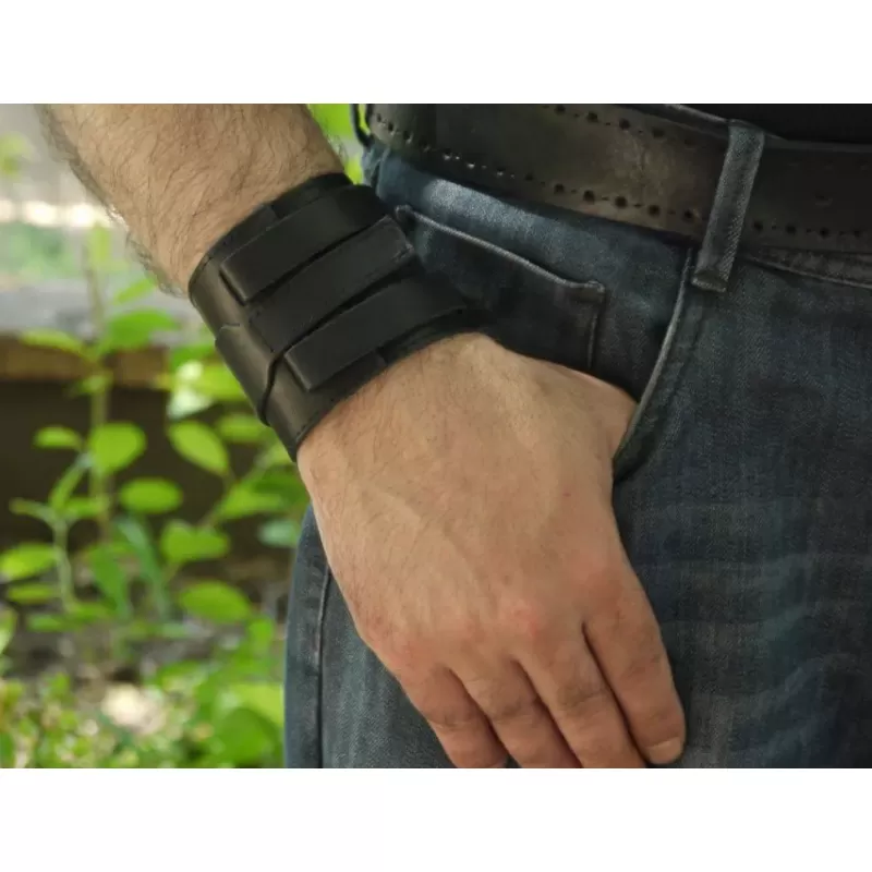 Кожаный браслет мужской Scappa A-104 черный